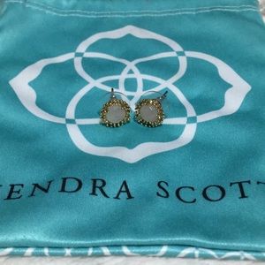 Kendra Scott Rose Quartz in Gold Carly Earrings